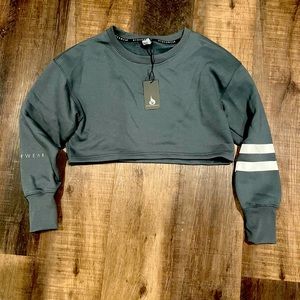 Ryderwear motion cropped sweater. Dark gray. Medium